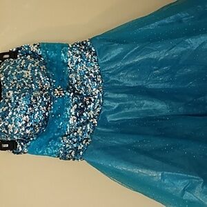 Prom dress